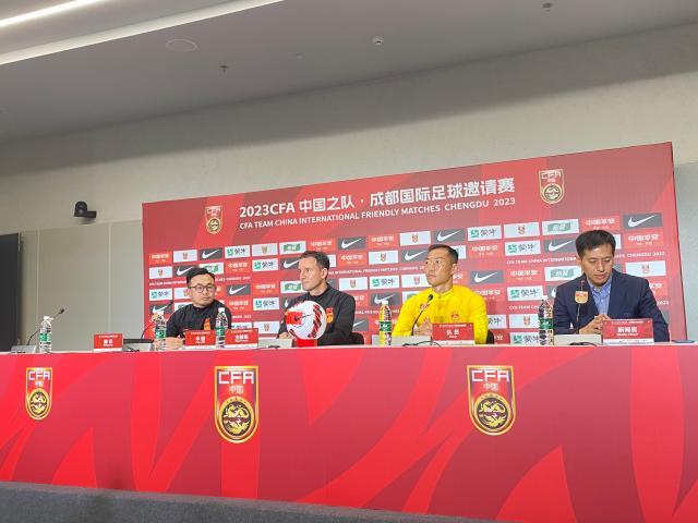 开云体育下载-扬科维奇：目标世界杯！谁会踢不好说但知道怎么踢